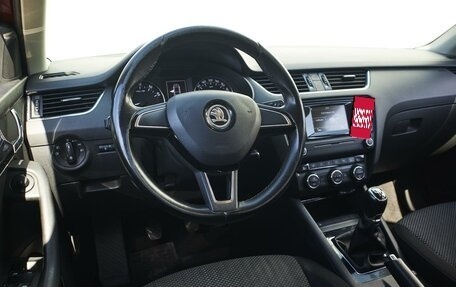 Skoda Octavia, 2017 год, 1 499 000 рублей, 8 фотография