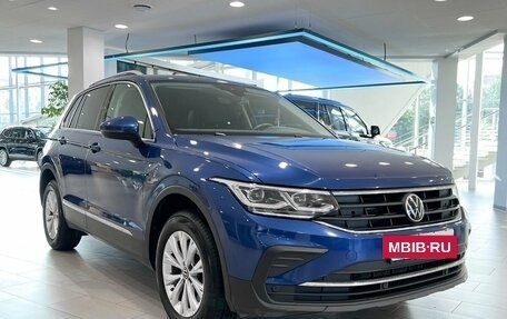 Volkswagen Tiguan II, 2021 год, 3 669 000 рублей, 3 фотография