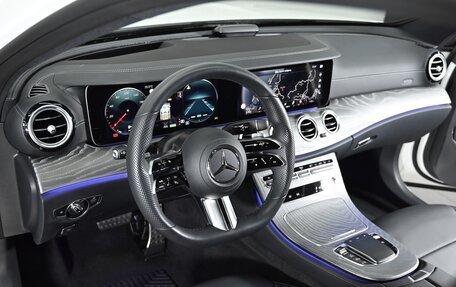 Mercedes-Benz E-Класс, 2021 год, 6 500 000 рублей, 9 фотография