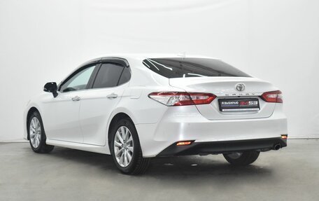 Toyota Camry, 2018 год, 3 180 995 рублей, 6 фотография