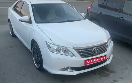 Toyota Camry, 2012 год, 1 750 000 рублей, 3 фотография