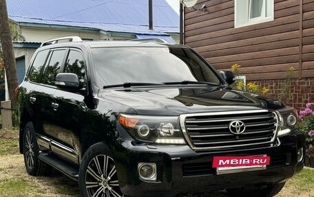 Toyota Land Cruiser 200, 2015 год, 3 850 000 рублей, 7 фотография