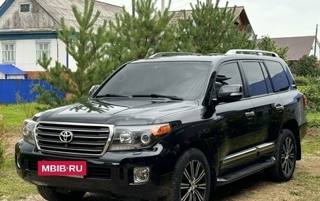 Toyota Land Cruiser 200, 2015 год, 3 850 000 рублей, 2 фотография