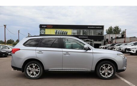 Mitsubishi Outlander III рестайлинг 3, 2012 год, 1 540 000 рублей, 4 фотография