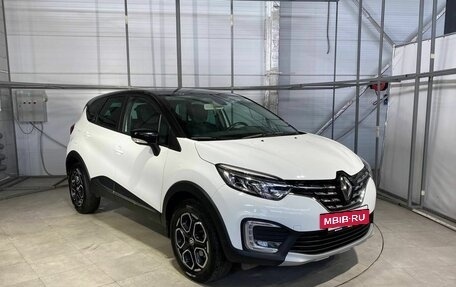 Renault Kaptur I рестайлинг, 2021 год, 1 799 000 рублей, 3 фотография