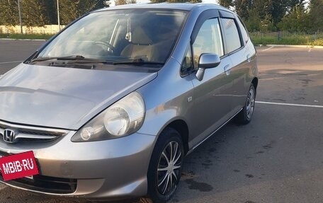 Honda Fit III, 2006 год, 620 000 рублей, 2 фотография