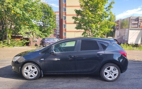 Opel Astra J, 2011 год, 730 000 рублей, 5 фотография