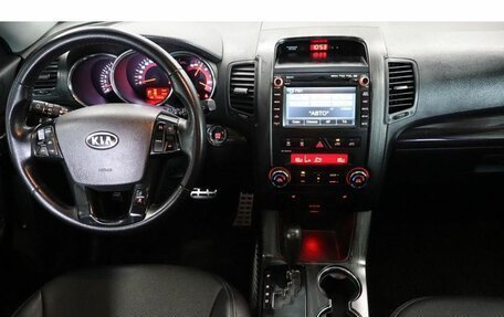 KIA Sorento II рестайлинг, 2011 год, 9 фотография