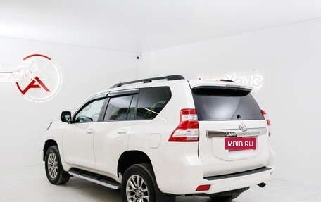 Toyota Land Cruiser Prado 150 рестайлинг 2, 2015 год, 3 895 000 рублей, 4 фотография