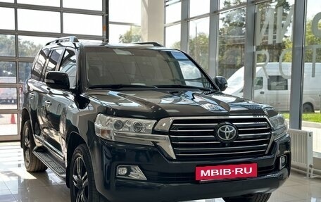 Toyota Land Cruiser 200, 2015 год, 5 800 000 рублей, 3 фотография