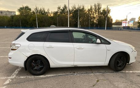 Opel Astra J, 2012 год, 570 000 рублей, 5 фотография