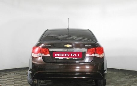 Chevrolet Cruze II, 2014 год, 950 000 рублей, 6 фотография