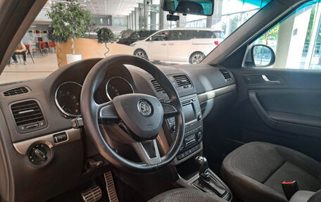 Skoda Yeti I рестайлинг, 2014 год, 1 415 000 рублей, 16 фотография