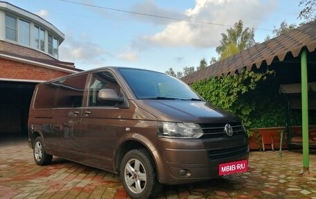 Volkswagen Caravelle T5, 2014 год, 2 000 000 рублей, 17 фотография