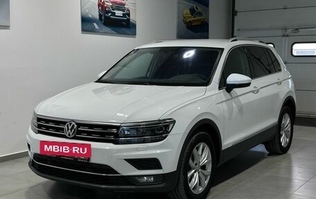 Volkswagen Tiguan II, 2018 год, 2 849 900 рублей, 2 фотография