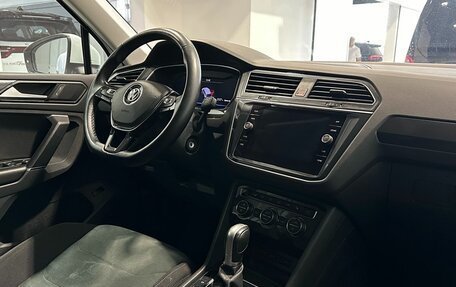 Volkswagen Tiguan II, 2018 год, 2 849 900 рублей, 8 фотография