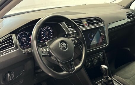 Volkswagen Tiguan II, 2018 год, 2 849 900 рублей, 7 фотография