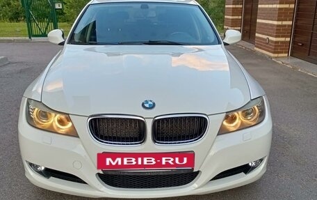 BMW 3 серия, 2011 год, 1 150 000 рублей, 28 фотография