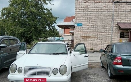 Mercedes-Benz E-Класс, 1996 год, 450 000 рублей, 7 фотография