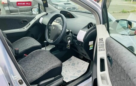 Toyota Vitz, 2010 год, 849 999 рублей, 13 фотография