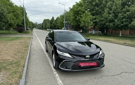 Toyota Camry, 2020 год, 2 980 000 рублей, 2 фотография