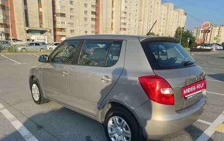 Skoda Fabia II, 2013 год, 670 000 рублей, 2 фотография