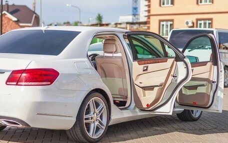 Mercedes-Benz E-Класс, 2013 год, 3 200 000 рублей, 4 фотография