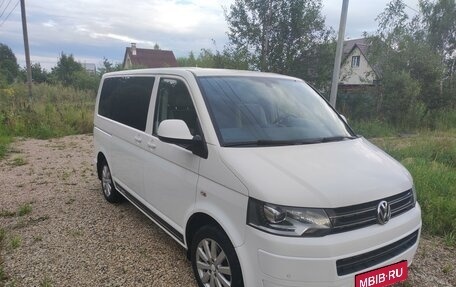 Volkswagen Caravelle T5, 2013 год, 2 300 000 рублей, 6 фотография