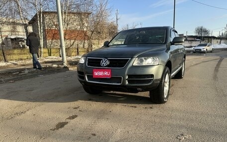 Volkswagen Touareg III, 2004 год, 640 000 рублей, 1 фотография