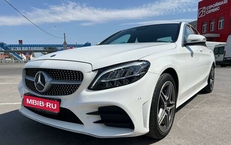 Mercedes-Benz C-Класс, 2019 год, 3 300 000 рублей, 1 фотография