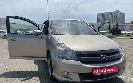 Honda Stream I рестайлинг, 2004 год, 799 000 рублей, 1 фотография