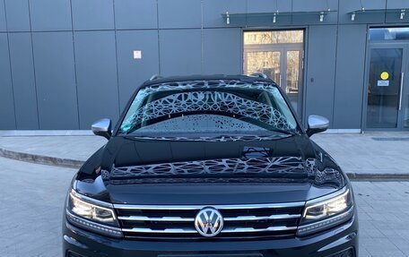 Volkswagen Tiguan II, 2019 год, 3 450 000 рублей, 8 фотография