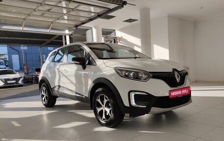 Renault Kaptur I рестайлинг, 2019 год, 1 485 000 рублей, 1 фотография