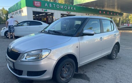 Skoda Fabia II, 2013 год, 630 000 рублей, 2 фотография