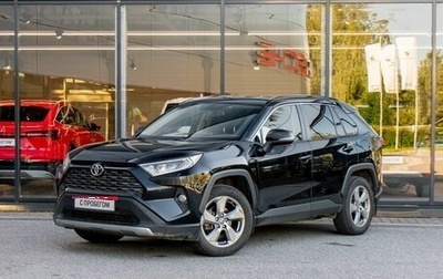 Toyota RAV4, 2021 год, 2 925 000 рублей, 1 фотография