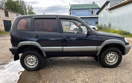 Chevrolet Niva I рестайлинг, 2004 год, 295 000 рублей, 4 фотография