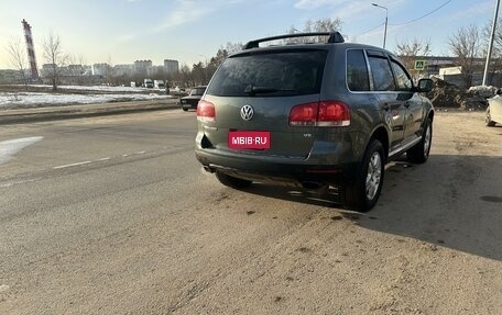 Volkswagen Touareg III, 2004 год, 640 000 рублей, 3 фотография