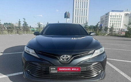 Toyota Camry, 2020 год, 2 869 000 рублей, 2 фотография