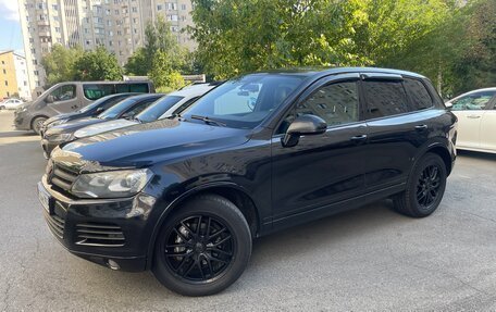 Volkswagen Touareg III, 2010 год, 1 900 000 рублей, 1 фотография