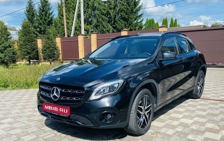 Mercedes-Benz GLA, 2019 год, 3 000 000 рублей, 1 фотография