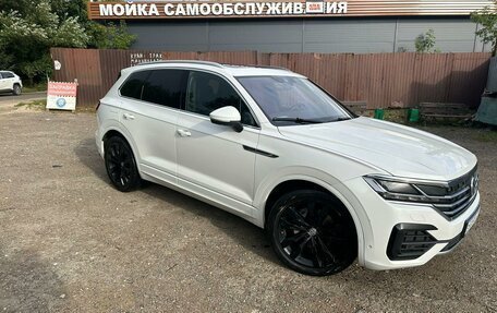 Volkswagen Touareg III, 2018 год, 4 150 000 рублей, 1 фотография