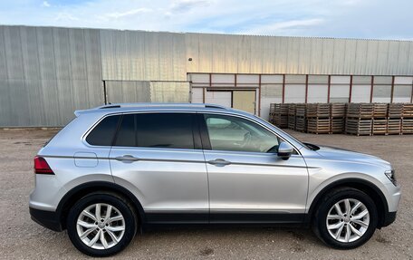 Volkswagen Tiguan II, 2017 год, 2 750 000 рублей, 5 фотография