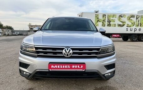 Volkswagen Tiguan II, 2017 год, 2 750 000 рублей, 3 фотография