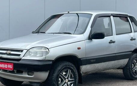 Chevrolet Niva I рестайлинг, 2005 год, 219 000 рублей, 1 фотография