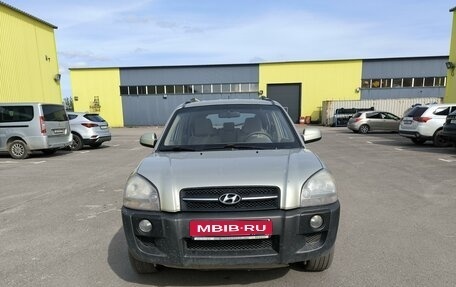 Hyundai Tucson III, 2006 год, 748 000 рублей, 1 фотография