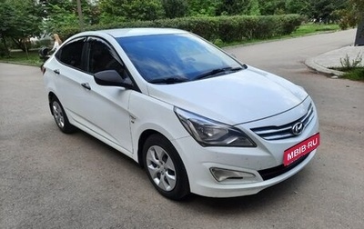 Hyundai Solaris II рестайлинг, 2015 год, 815 000 рублей, 1 фотография