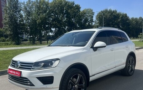 Volkswagen Touareg III, 2015 год, 3 380 000 рублей, 1 фотография