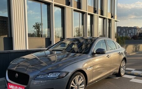 Jaguar XF II, 2019 год, 3 200 000 рублей, 1 фотография