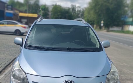 Toyota Verso I, 2011 год, 1 150 000 рублей, 1 фотография