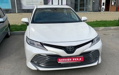 Toyota Camry, 2019 год, 3 200 000 рублей, 1 фотография